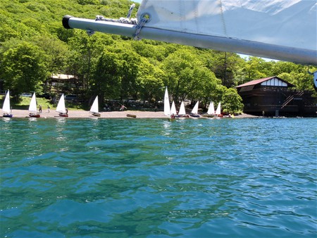 天空の湖でお誕生会と進水式からのレース