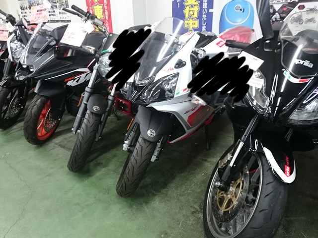 aprilia アプリリア RS4 125 愛車日記(・ω・)ノ:我が家の通勤快速！aprilia(アプリリア)RS4 125 に似たアプリリア GPR125…何だこれ？！(゜ロ゜ノ)ノ