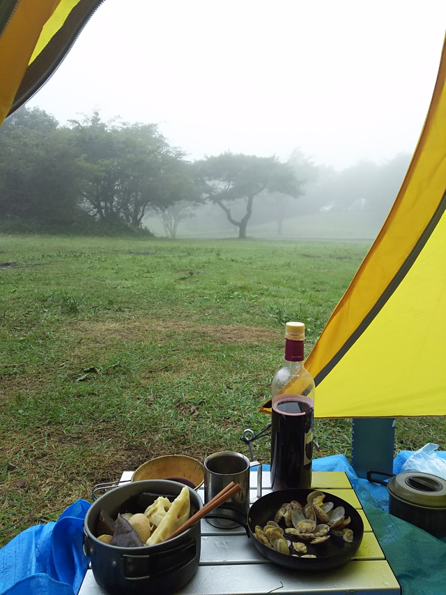 朝霧ジャンボリーキャンプ場　雨の籠城キャンプ