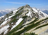 残雪の燕岳