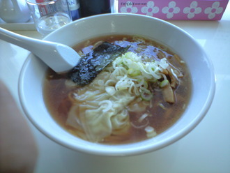 ワンタンメンありました