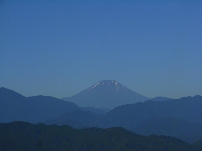 梅雨明け　高尾山から小仏城山