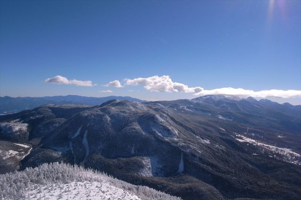 快晴の蓼科山