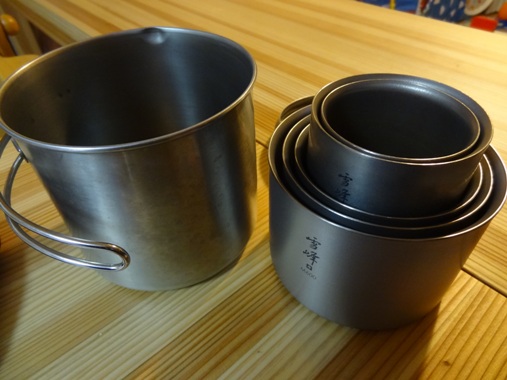 噂に流され・・・スタッキングマグ雪峰　我が家的完全体。