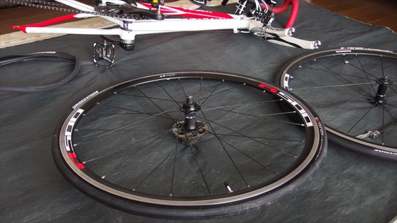 決戦前日の自転車整備。