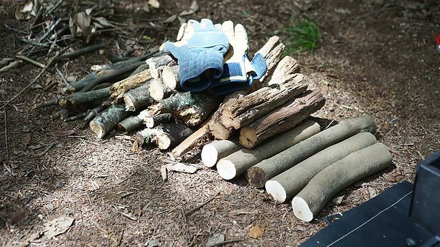 ソロキャンプ　ハンモック泊　軍用飯盒　梅雨の気配