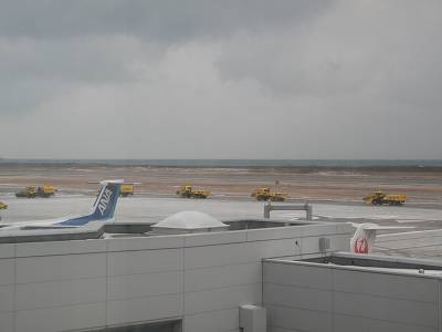 マイ アウトドア 新潟 除雪作業の新潟空港と九州新幹線 ２月下旬の熊本出張 新潟
