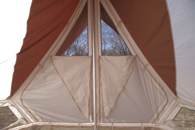 OUTDOOR BASE:【ニュートラルアウトドア】多面体ボディが美しい