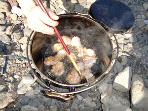 河原で合同ランチ