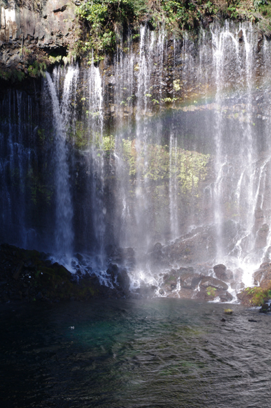 白糸の滝・音止めの滝で虹を拝む