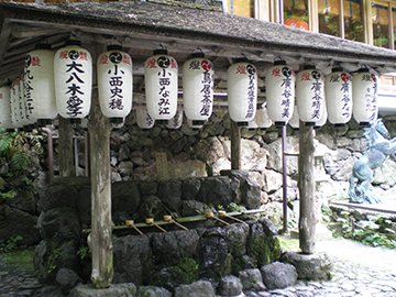 貴船神社