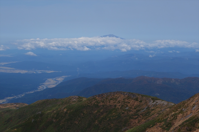 染まる山 ～月山 1,984m