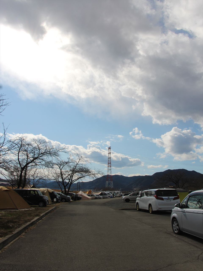 かんなの湯の裏広場