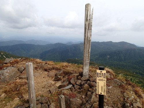 南本内岳－登山