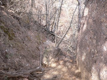 山梨県　河口湖　若彦トンネル近くから十二ヶ岳や節刀ヶ岳を周回