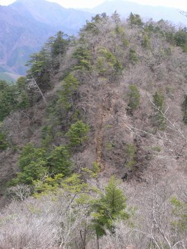 山梨県　河口湖　若彦トンネル近くから十二ヶ岳や節刀ヶ岳を周回