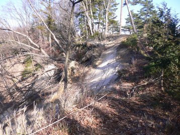 山梨県　倉岳山と二十六夜山　山梨百名山と高畑山など８座を周回