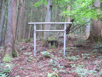 吸血ｄｅ案山子 荒倉山 山梨県韮崎市