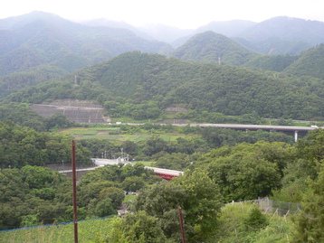 勝沼堰堤ｄｅ甲州 甲州高尾山 山梨県甲州市