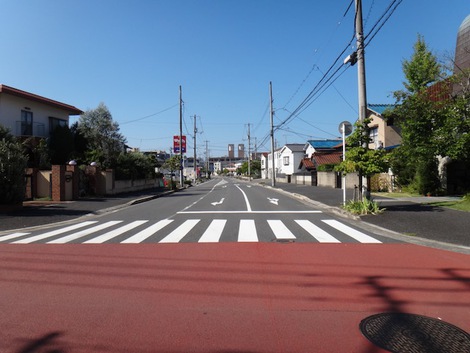 西国街道を東へ進む