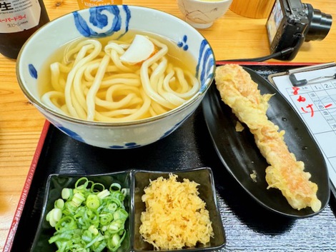 地域密着の人気店「こむぎや」さん