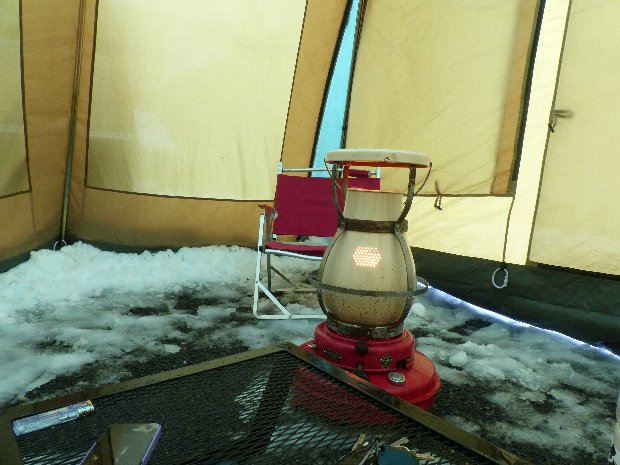 雪中キャンプ　ｉｎ Ｐ（駐車場）