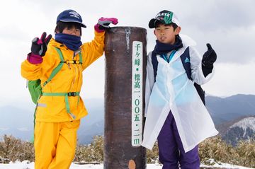 おやつの為に山登り