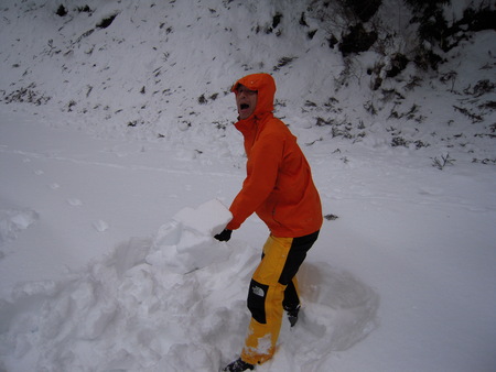 みんなで雪遊び