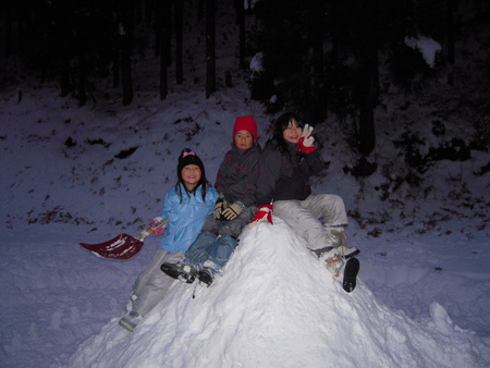 みんなで雪遊び