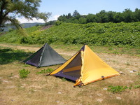 河川敷キャンプ