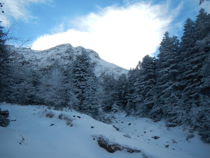 初冬、登り始めは恒例の赤岳登山。