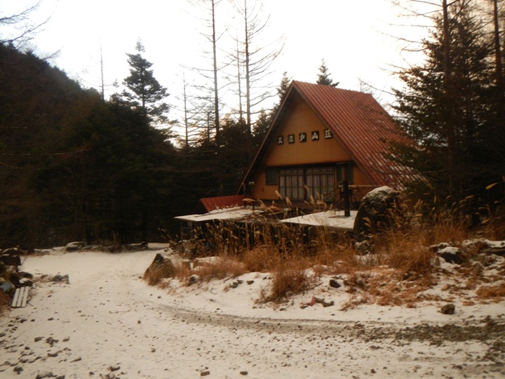 初冬、登り始めは恒例の赤岳登山。