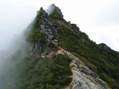 中央アルプス　空木岳～南駒ヶ岳～越百山ぐるりっぷ 後半