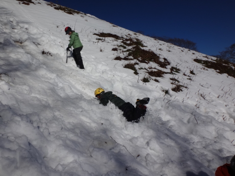 雪山の「いろは」、初めての雪山訓練（せっくん）