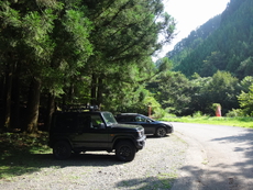 暑い夏は沢歩きして関東百名山の根本山、からの林道脇でソロキャンプ、からのママさんと観光旅行の巻