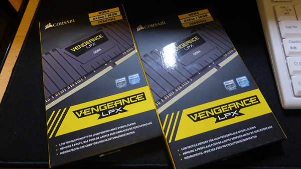 CORSAIR DDR4 メモリ増設