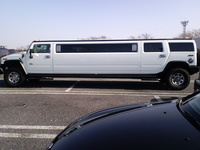 驚くほどなが～い車 2010/04/05 08:37:37