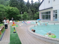 また秋山温泉プールで遊ぶ 2010/07/18 19:27:12