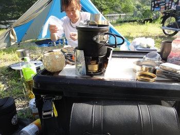 梅雨の合間に・・・　清流肱川カヌー基地キャンプ