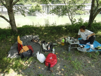 梅雨の合間に・・・　清流肱川カヌー基地キャンプ