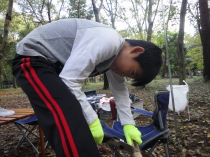 いつもの森で野遊びを満喫（豊里ゆかりの森）