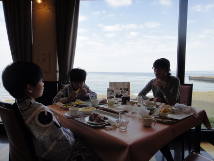 今週は、久しぶりにホテル泊で春の房総を満喫♪（国民休暇村館山）