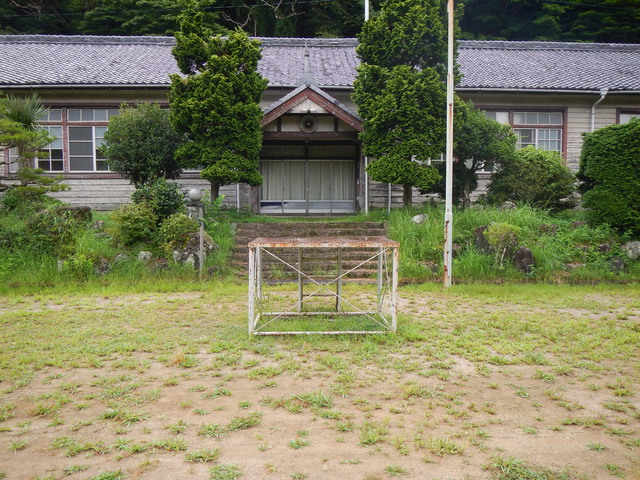 門屋小学校（廃校）　2