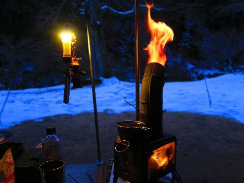 久しぶりの雪中キャンプ　～デイか宿泊かの選択～