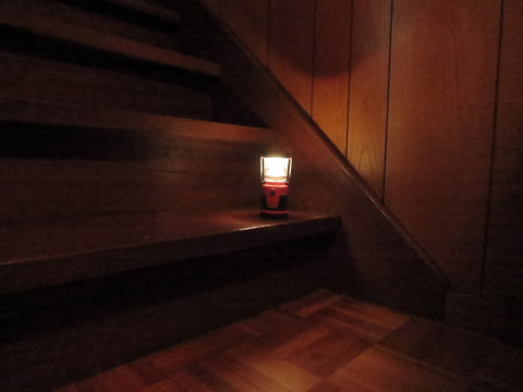 ランタン壊れそうなので