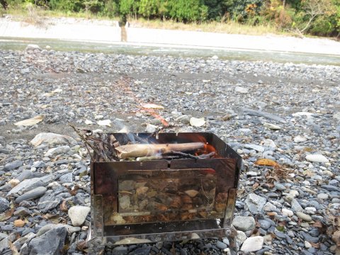安曇川で焚き火（日帰ツー）