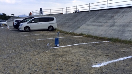 千本片浜6番駐車スペースにライン引き