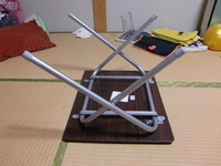 サイドテーブル