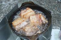 ぶたバラ　煮込み