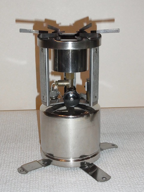 朝になったら出かけよう:Coleman Stove Model 520（M1941）